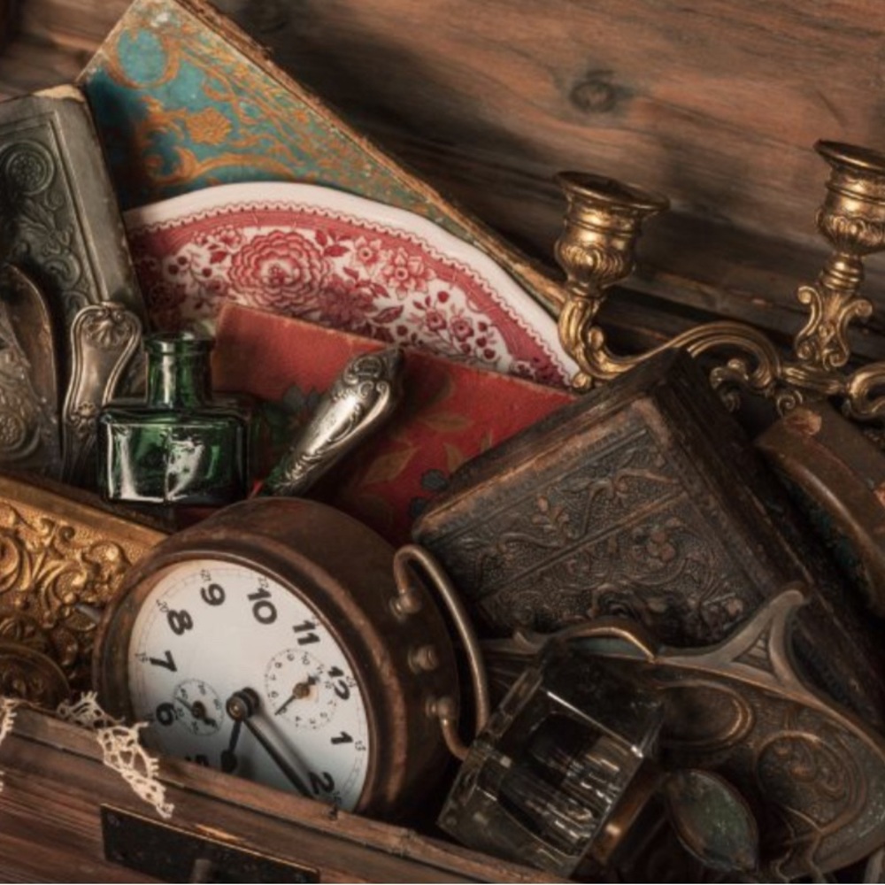 Meet your Posher, Vintage Shop Co